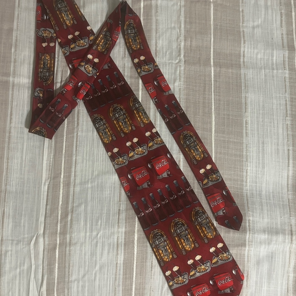 Coca Cola Vintage Style Red Tie